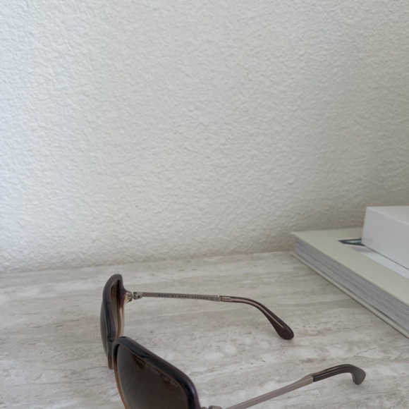 Marc Jacobs Sunglasses main image 4